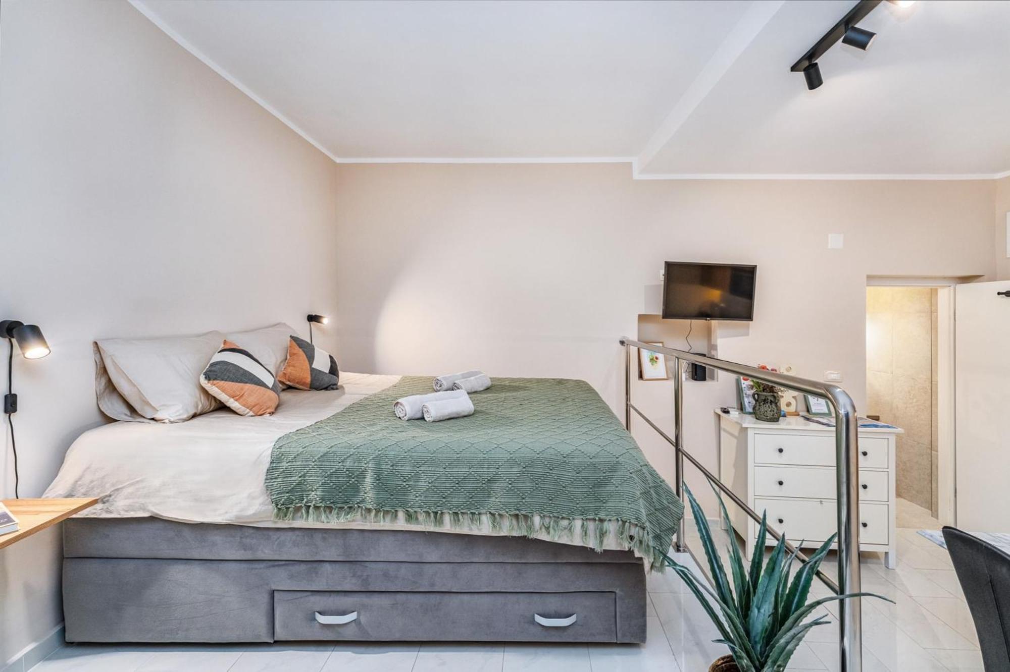 Samm Apartments Σίμπενικ Εξωτερικό φωτογραφία