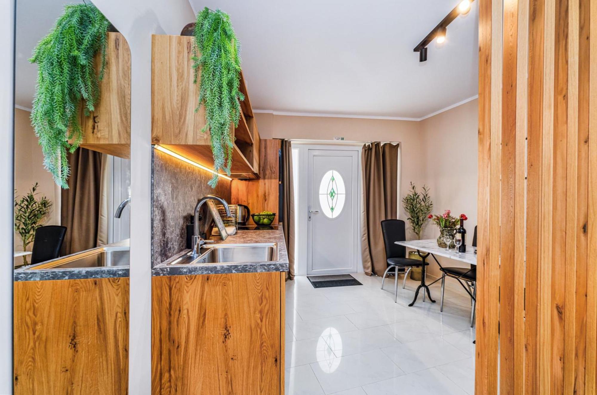 Samm Apartments Σίμπενικ Εξωτερικό φωτογραφία